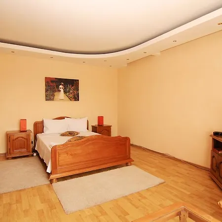 Cert Studio - City Center *